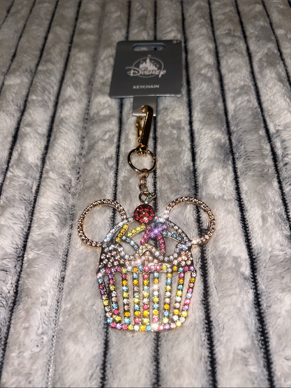 Disney Multicolor Crystal Minnie Cupcake Keychain - Gold Tone Hardware